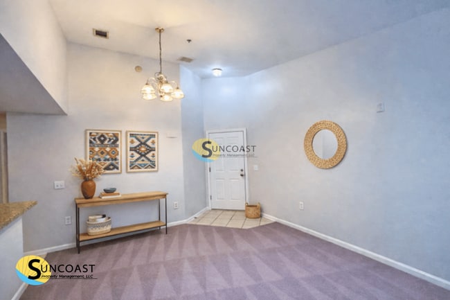 Building Photo - 6984 Ortega Woods Dr