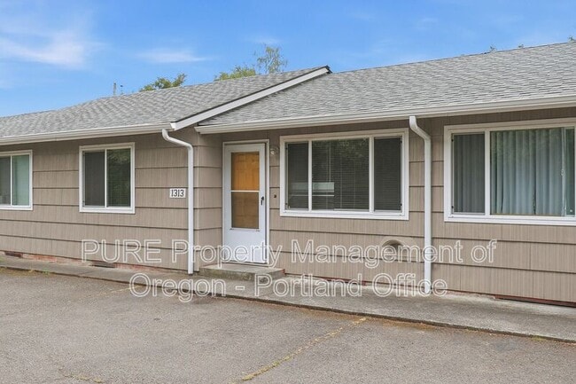Building Photo - 1313 SE 130th Ave