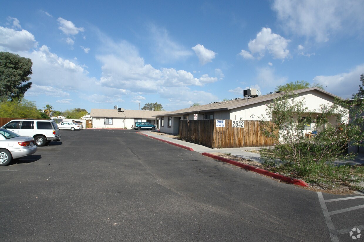 Foto del edificio - 2638 N Los Altos Ave