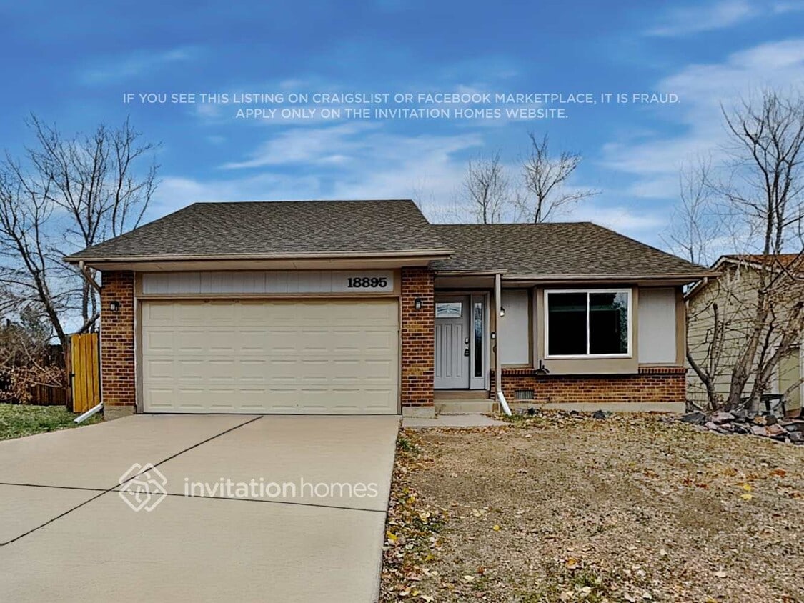 Foto principal - 18895 E Utah Cir