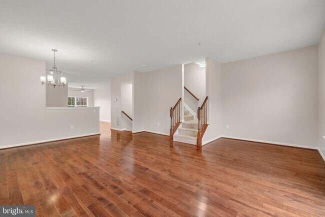 Building Photo - 4226 Lavender Ln