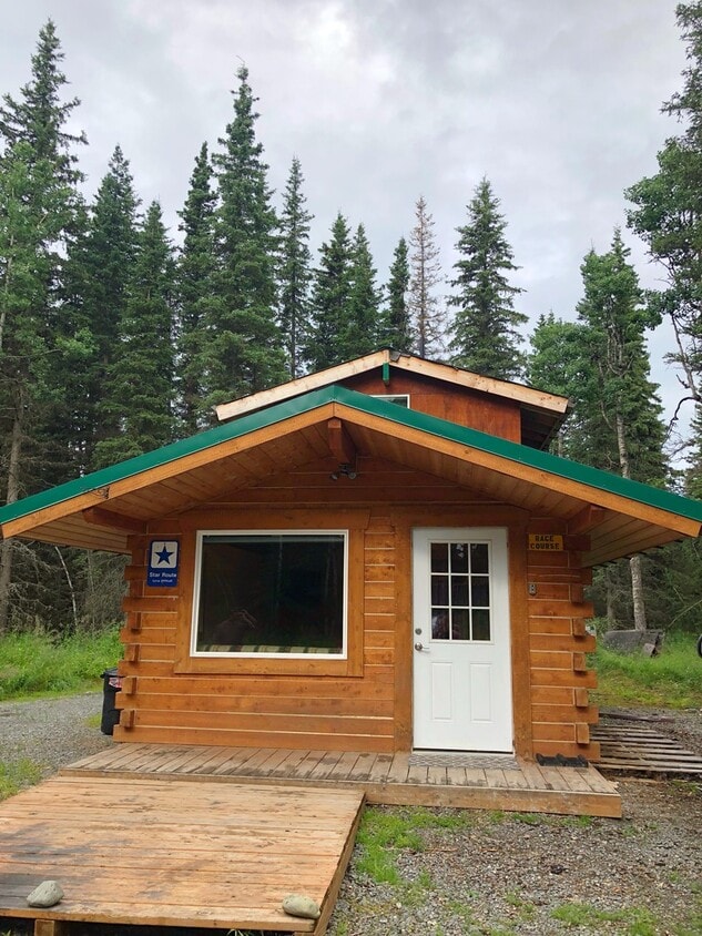 Primary Photo - CHARMING CABIN