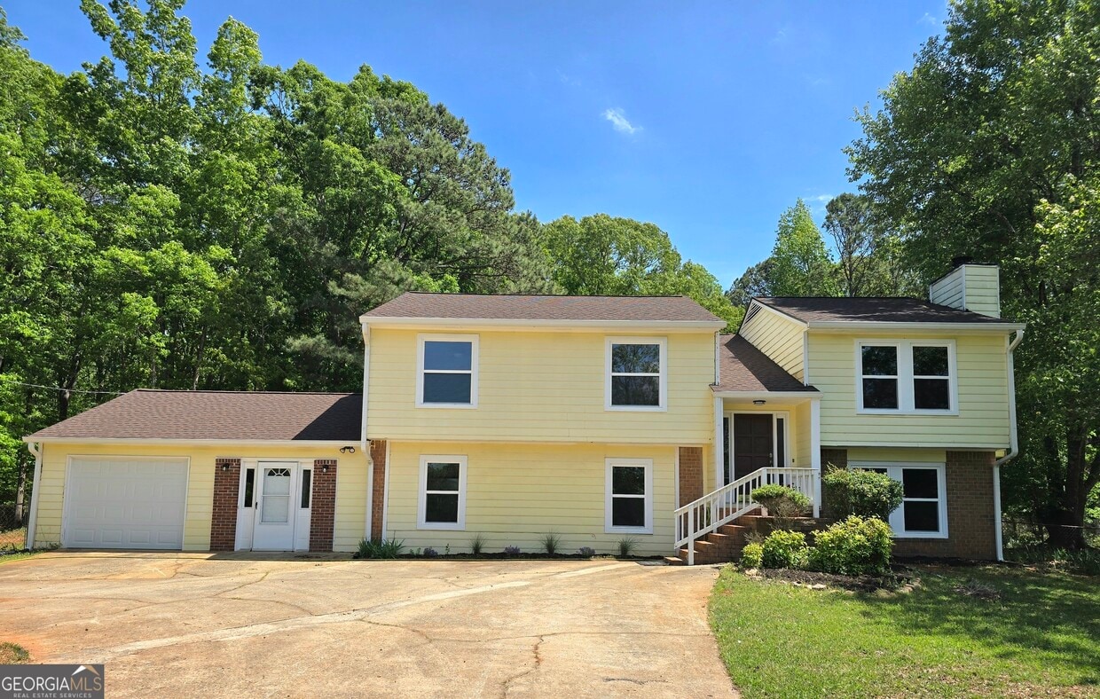 Primary Photo - 175 Beacon Dr