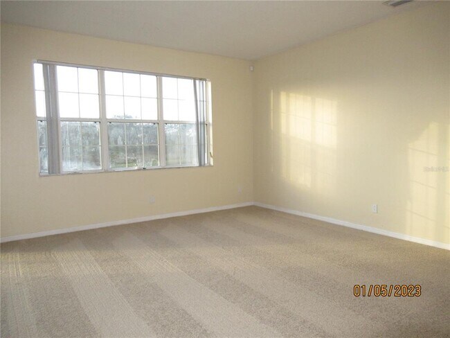 Building Photo - 11131 Golden Silence Dr