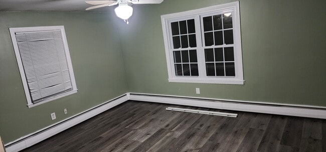 Building Photo - 280 Thornton St