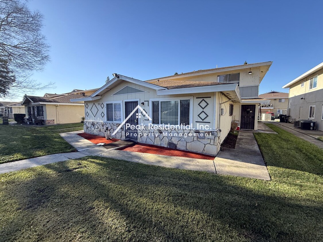 Foto del edificio - Nice 2bd/1b Apartment!