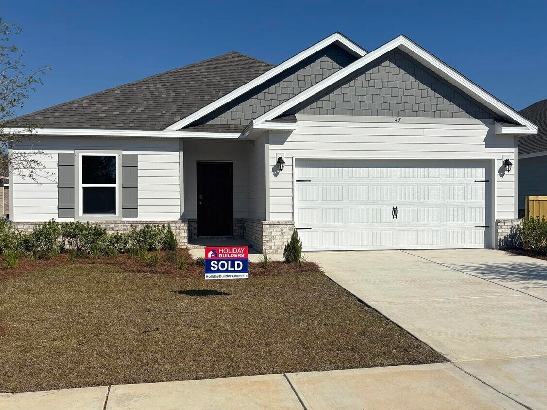 Primary Photo - 45 Splendor Run