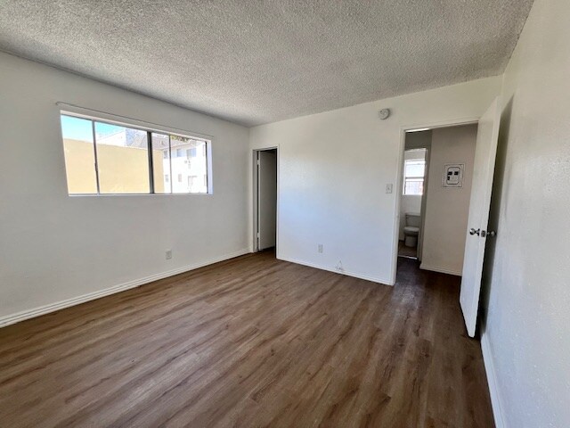 Foto del edificio - 1825 Tamarind Ave