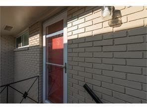 Building Photo - 6223 Bandera Ave
