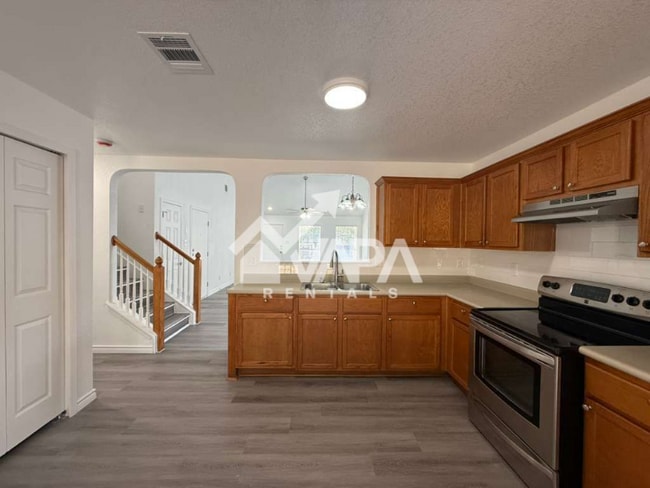 Photo - 6931 Caribou Creek House