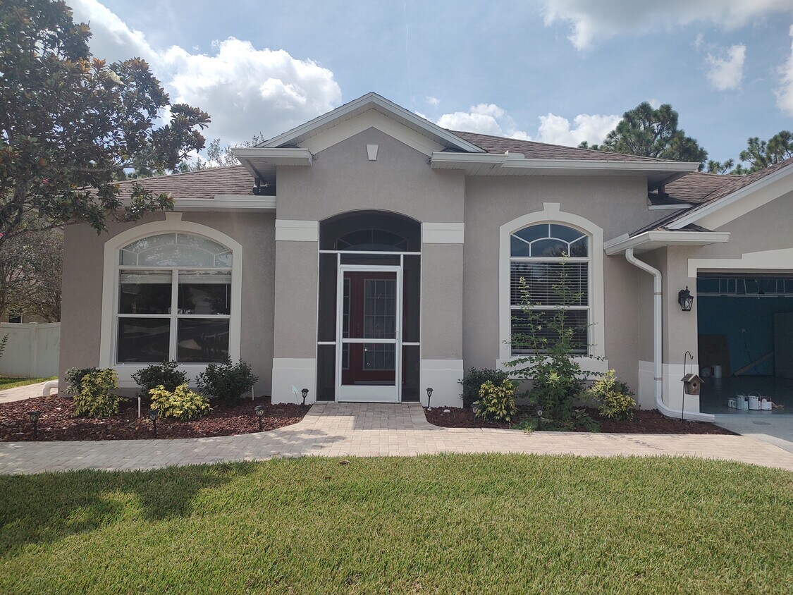 Foto principal - 13883 Blythewood Dr