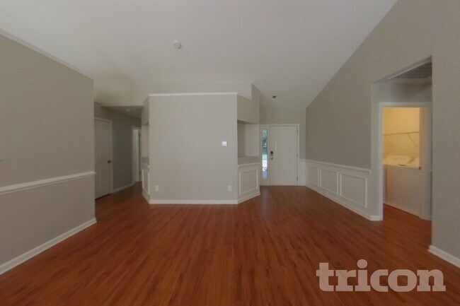 Foto del edificio - 2009 Moonstone Ln