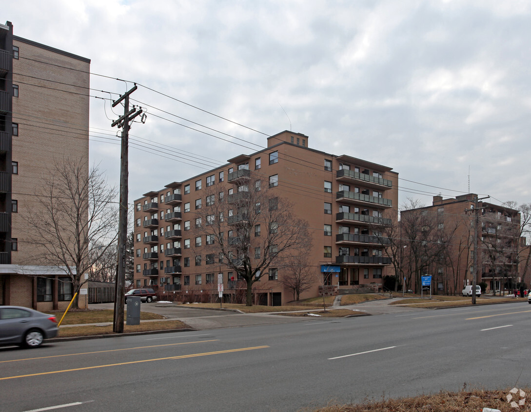 Primary Photo - 821 Kennedy Rd