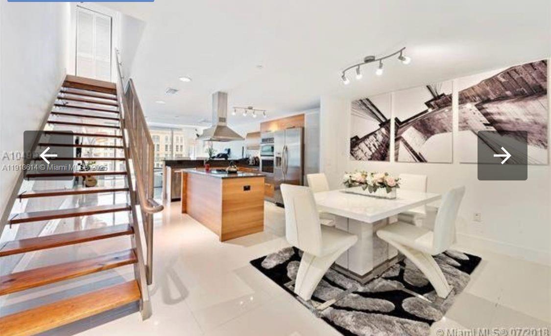 Foto principal - 2950 NE 188th St