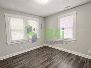 Building Photo - 2056 Mason St
