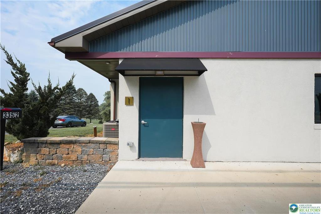 Foto principal - 335 Walnut Dr