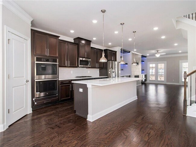 Foto del edificio - 5378 Terrace Bend Pl