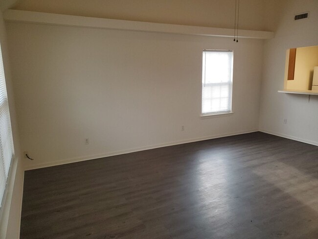 Building Photo - 4818 Prairie Cir
