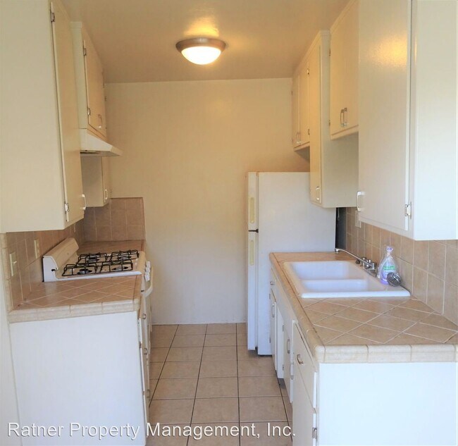 Foto del edificio - 1411 N Mansfield Ave