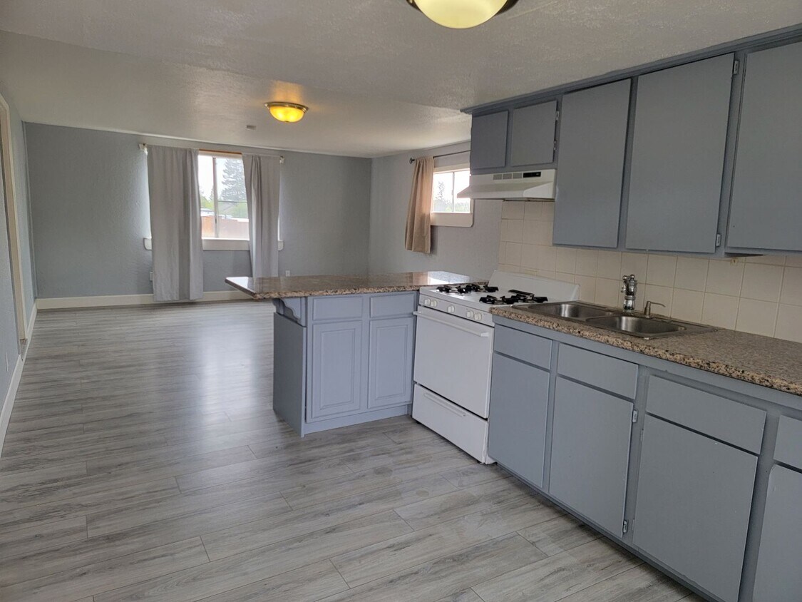 642 Bodega Ave, Petaluma, CA 94952 House Rental in Petaluma, CA