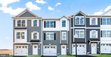 Building Photo - 11 Millrace Ct