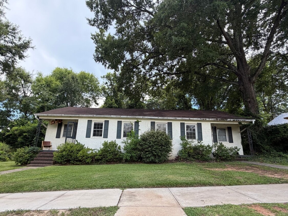 Photo - 306 N 11th St