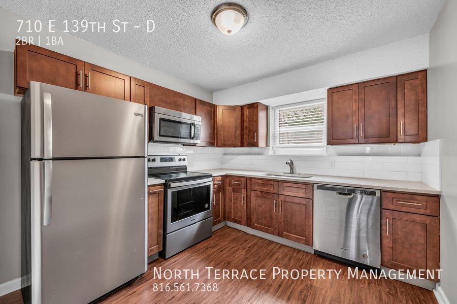 Primary Photo - Updated 2BR in South KCMO