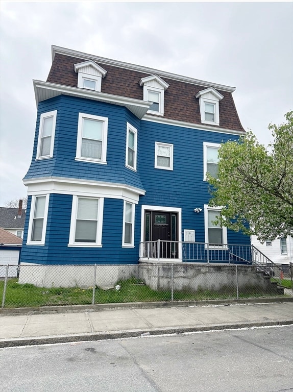 285 Whipple St Unit 1, Fall River, MA 02721 Room for Rent in Fall