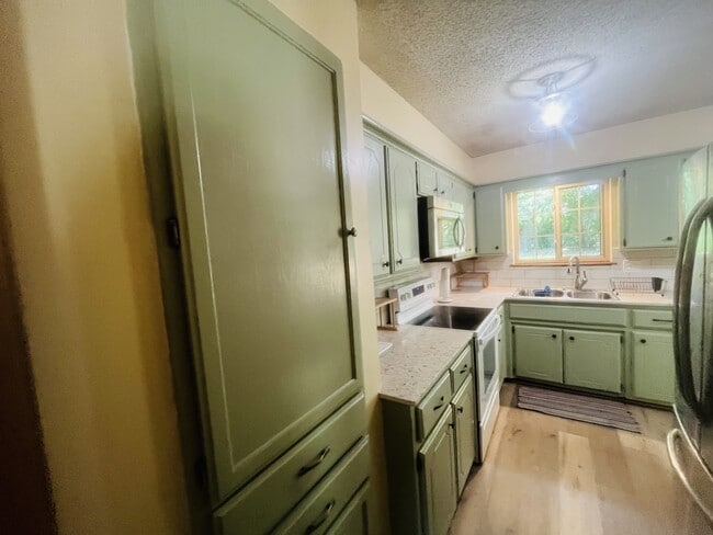 Photo - 641 Hunters Hill Rd (Oklahoma City, OK) House