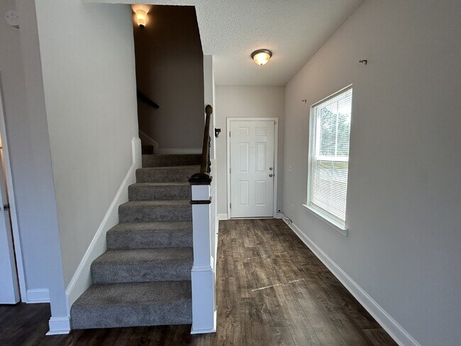 Foto del edificio - Home for Rent