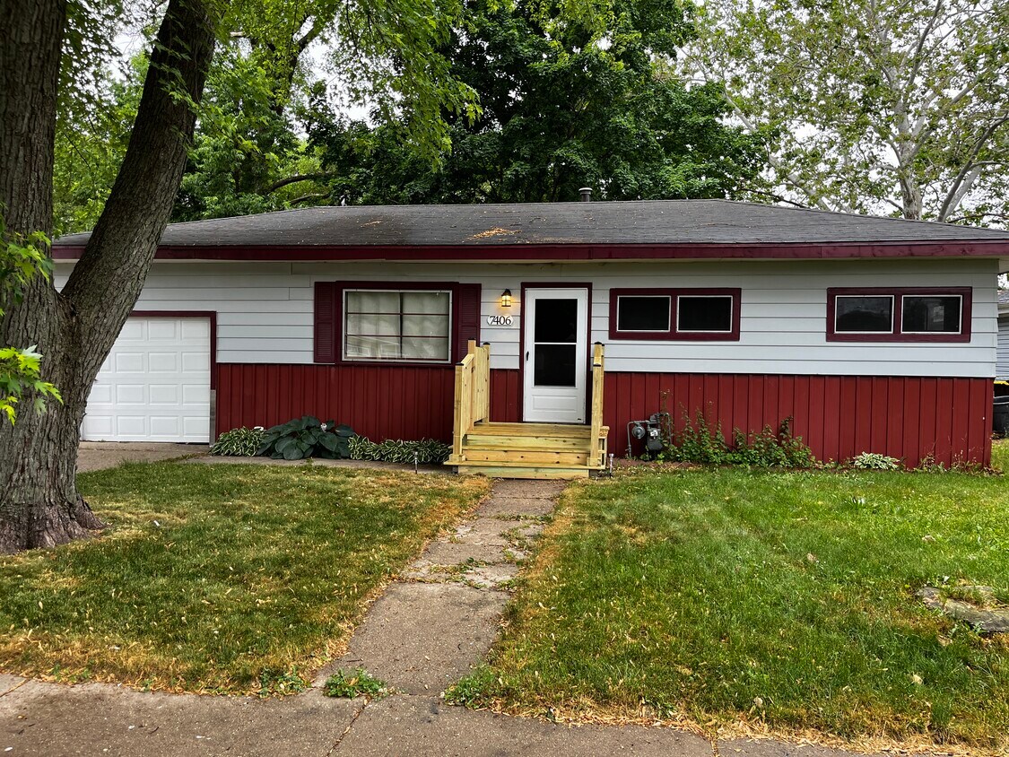 7406 Randy Rd, Machesney Park, IL 61115 House Rental in Machesney