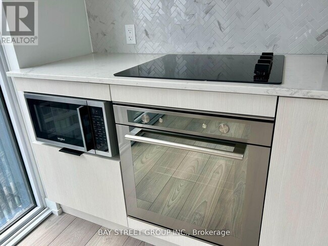 Photo du bâtiment - 82 Dalhousie St