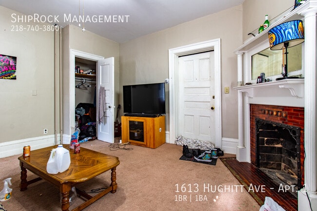 Building Photo - 1613 Hughitt Ave