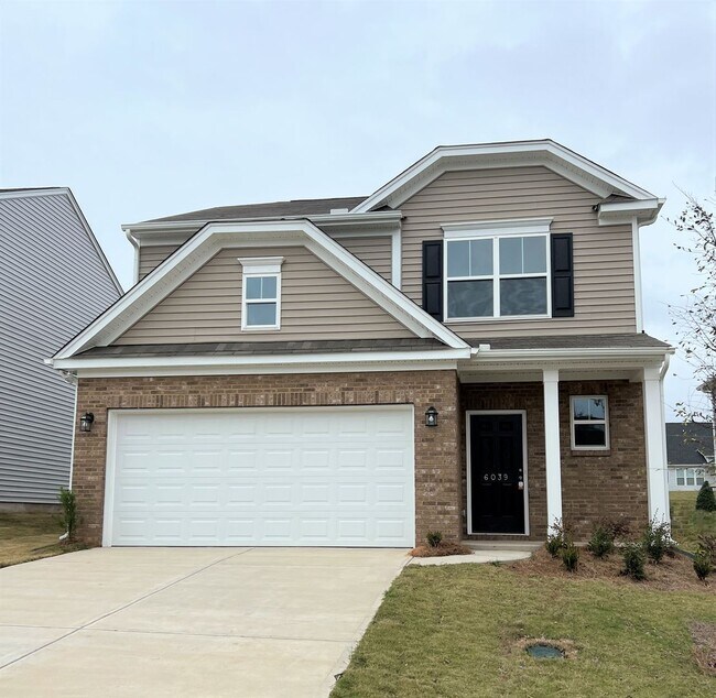 Foto del edificio - 6039 Haddington Dr