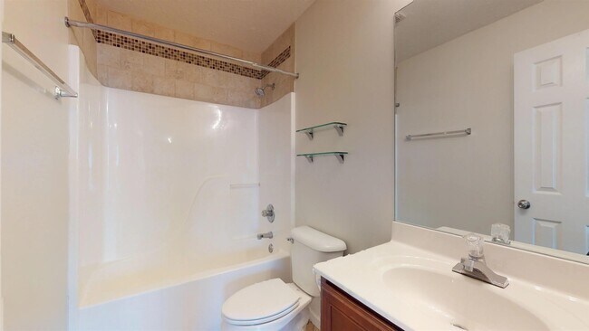 Building Photo - 124 Oak Valley Cir