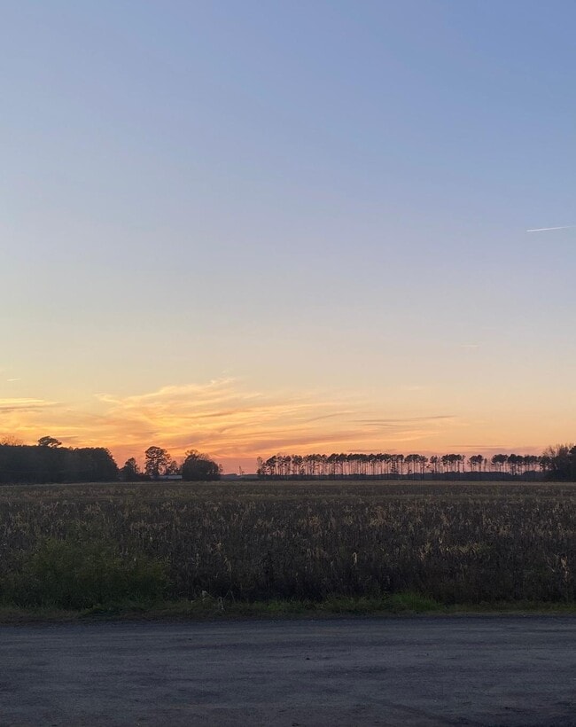 Building Photo - 575 S 7th St