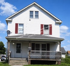 Building Photo - 407 Bridge St