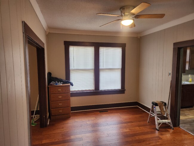 Foto del edificio - 2117 S Maple St