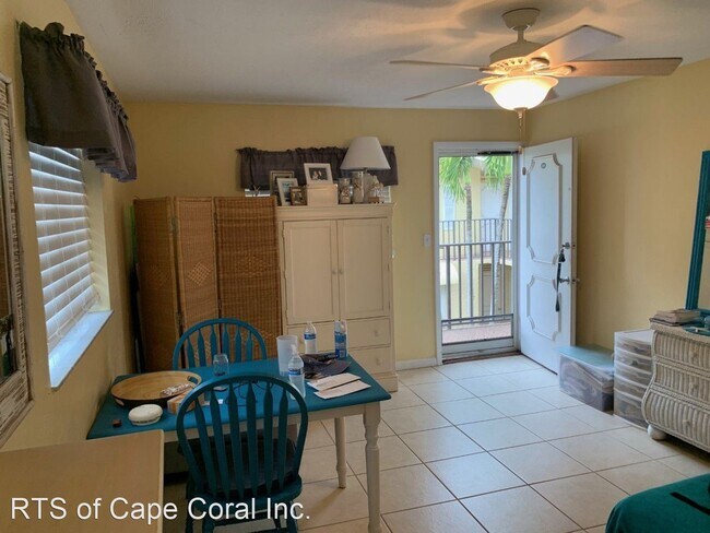 Foto del edificio - 860 SE 46th Ln