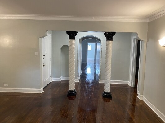 Building Photo - 1737 W Pratt Blvd