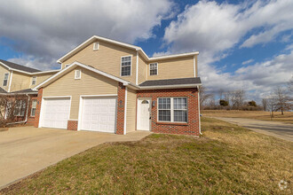 Building Photo - 5000 Derby Ridge Dr