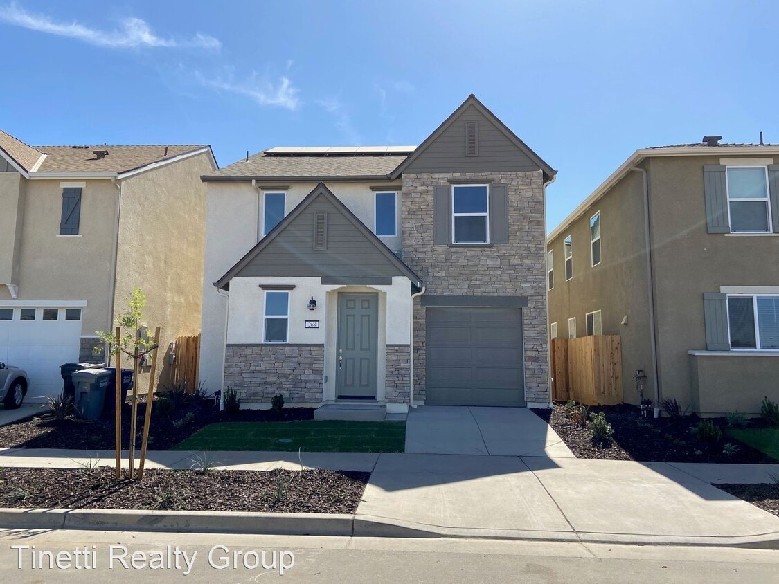 3 br, 2.5 bath House 268 Sullivan Dr. House for Rent in Merced, CA