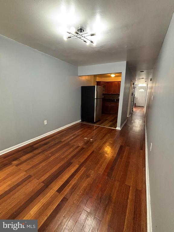 Foto del edificio - 922 W Lombard St