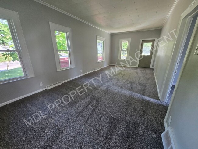 Building Photo - 2-Bedroom House in Saginaw