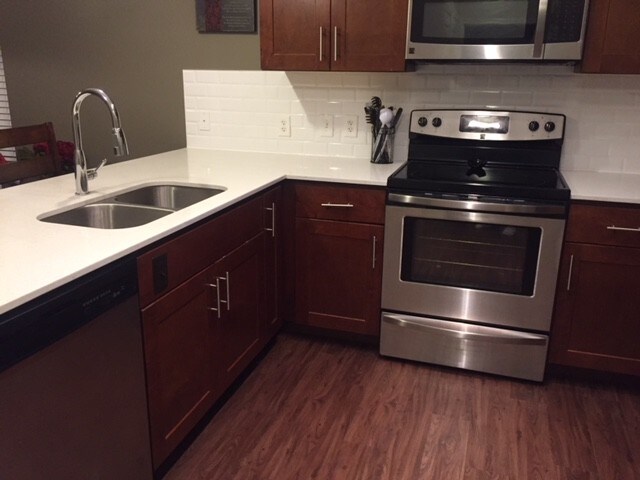 Kitchen - 501 Grand Blvd