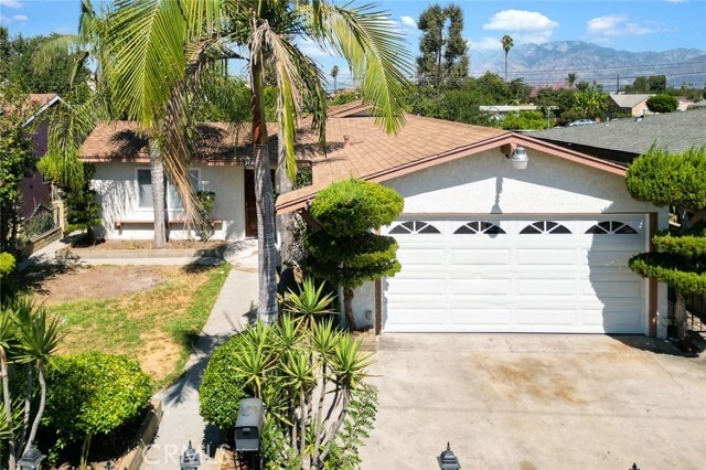 Foto del edificio - 3149 Stichman Ave
