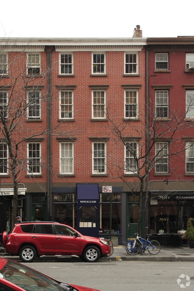 Foto del edificio - 626 Hudson St