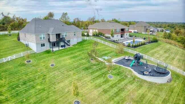 Foto del edificio - 1890 Williams Rd