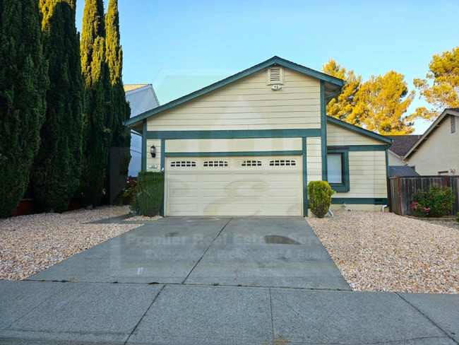 Foxboro Downs 3 bedroom Home for Rent - Foxboro Downs 3 bedroom Home for Rent