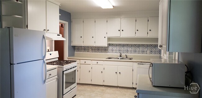 Foto del edificio - 295 Rumson Rd